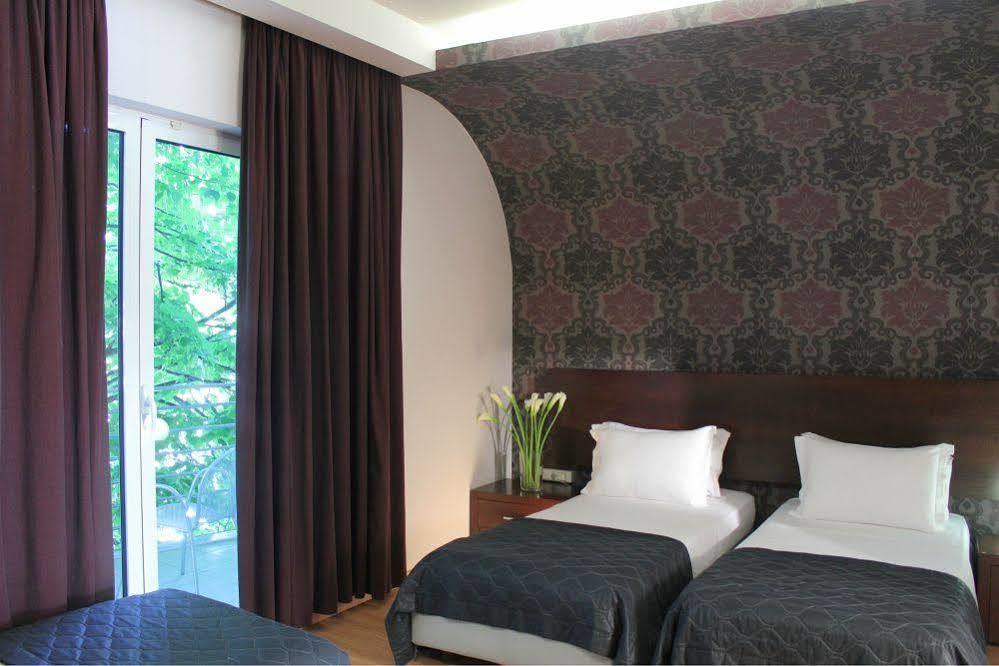 Galaxy Art Hotel Ореокастро Экстерьер фото